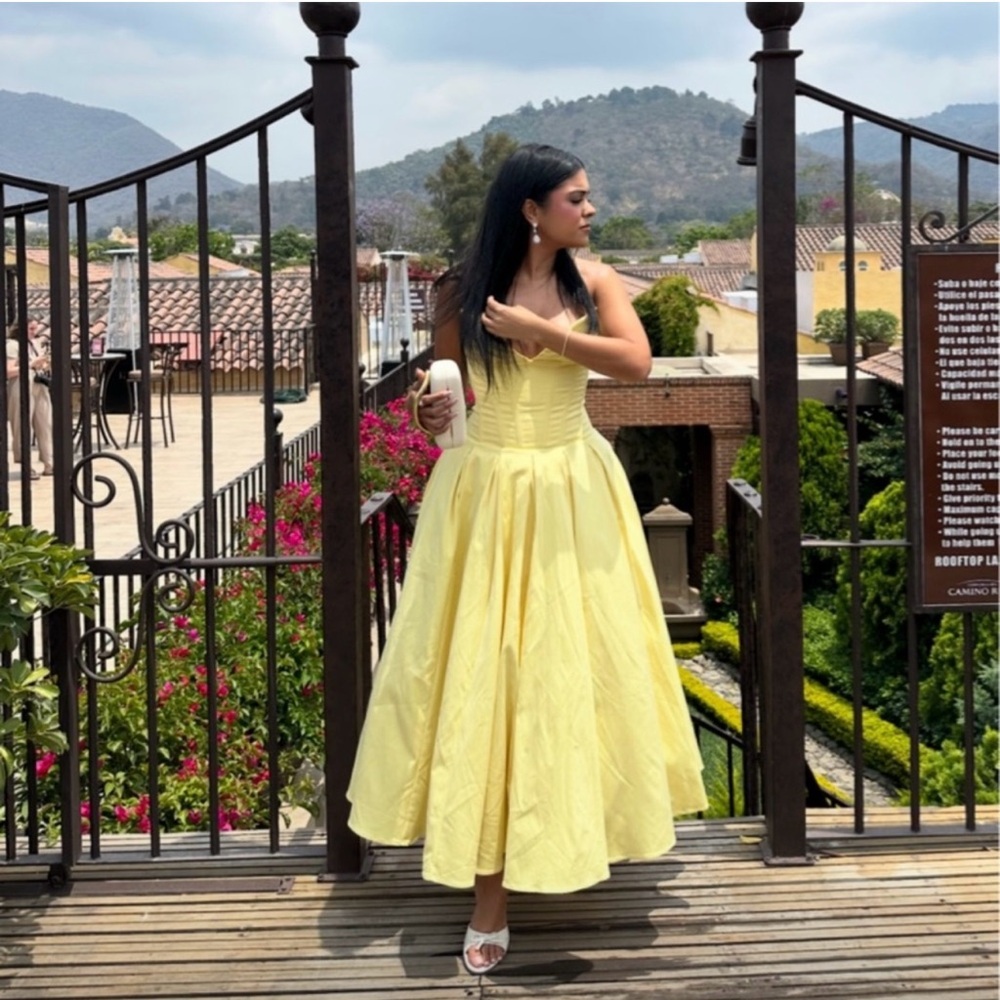 House of CB Yellow Strapless Sweetheart Dress for Weddings